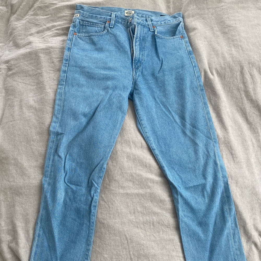 Citizens Of Humanity Dree Crop Light Blue Jean Size 28